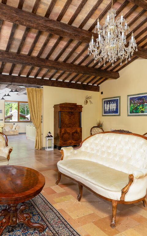 Villa Contessa: Living Room