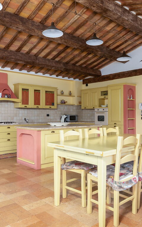 Villa Contessa: Dining Room, Kitchen