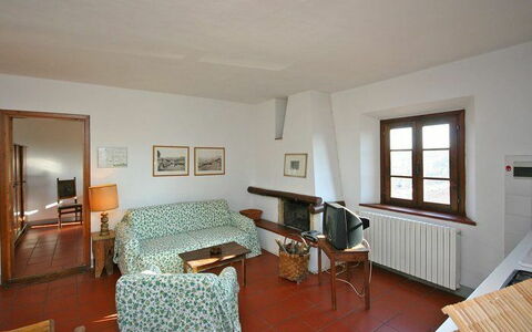 Accommodation La Selva 4: Dining Room, Living Room