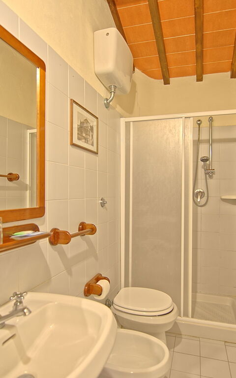 Il Frantoio: Bathroom