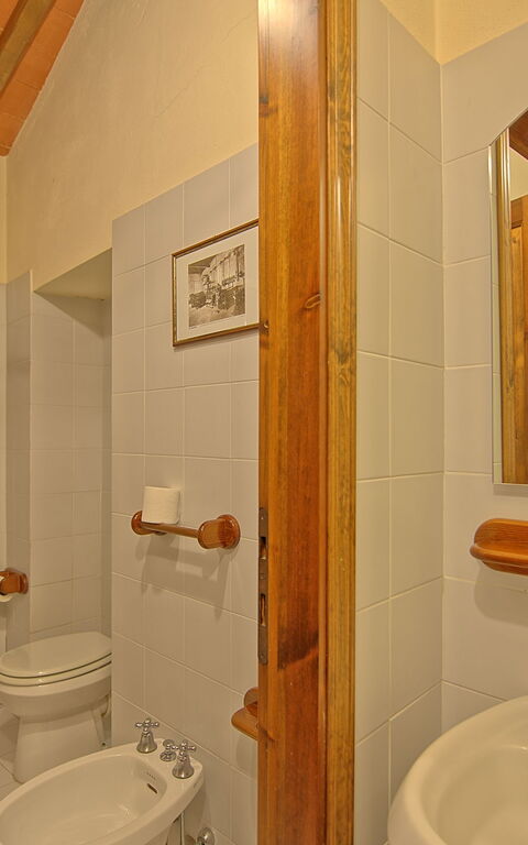 Il Frantoio: Bathroom