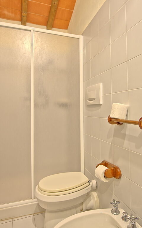 Il Frantoio: Bathroom