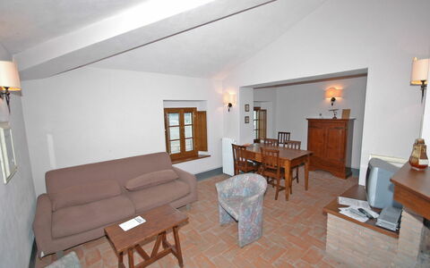 Accommodation Fornacino 2: Dining Room, Kitchen, Living Room