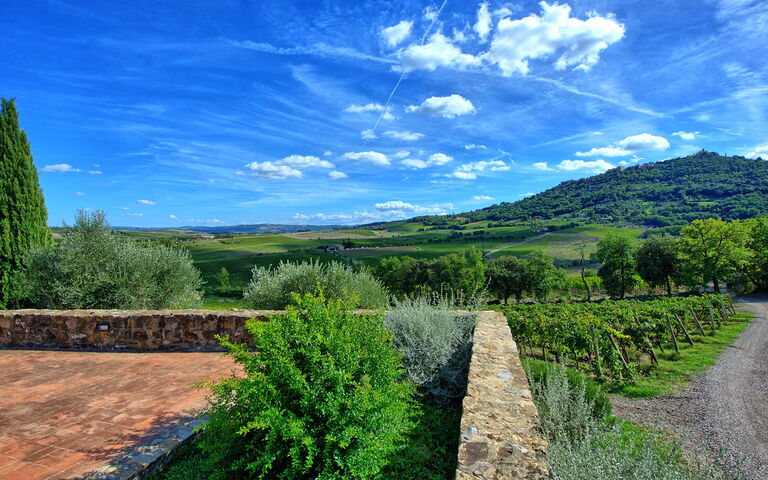 Brunello: Garden, Scenic View