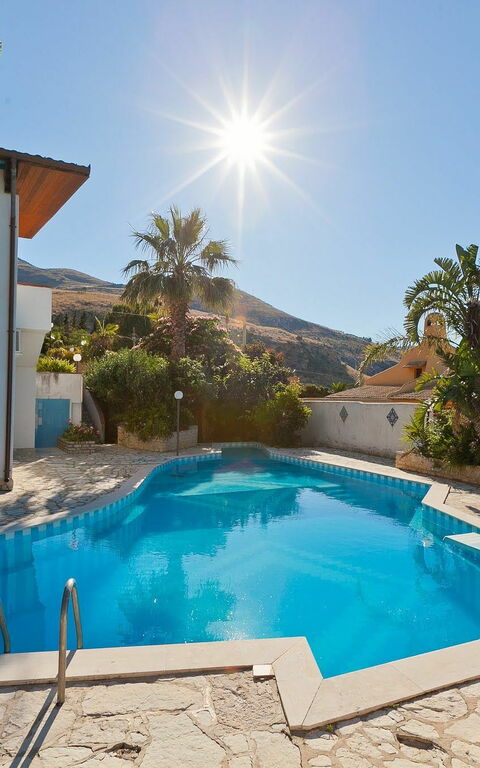 Villa Erice: Pool