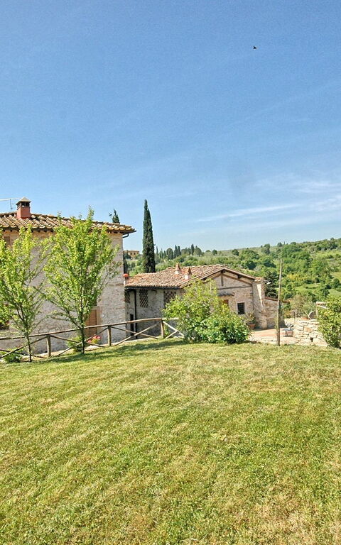 Le Fonti: Building Exterior