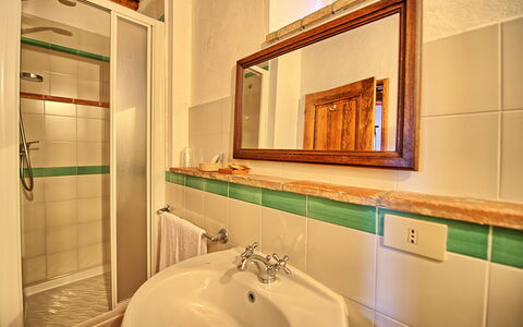Accommodation Le Fonti 1: Bathroom