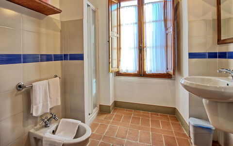Accommodation Le Fonti 15: Bathroom