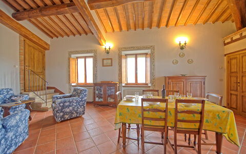Accommodation San Donnino 7: Dining Room, Kitchen, Living Room
