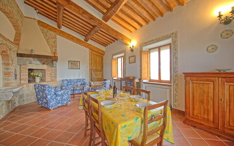 Accommodation San Donnino 7: Dining Room, Kitchen, Living Room