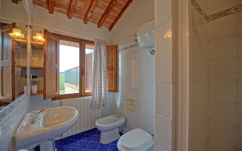 Accommodation San Donnino 2: Bathroom