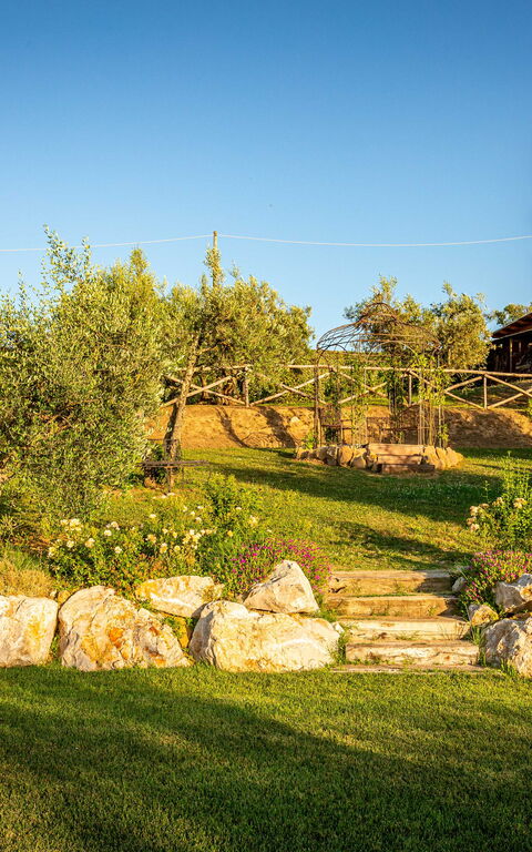 Villa Amadeo: Building Exterior, Garden, Outdoor