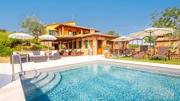 Villa Amadeo: Building Exterior, Garden, Outdoor, Pool, Summer