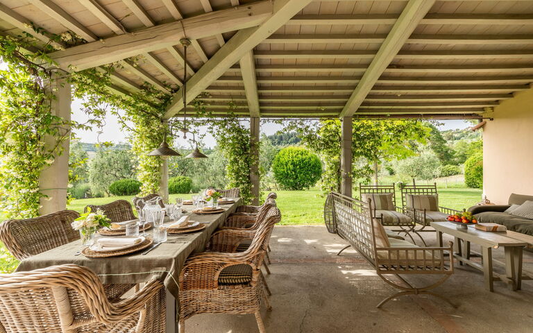 Villa Danilo: Balcony / Terrace / Patio, Building Exterior, Garden, Outdoor