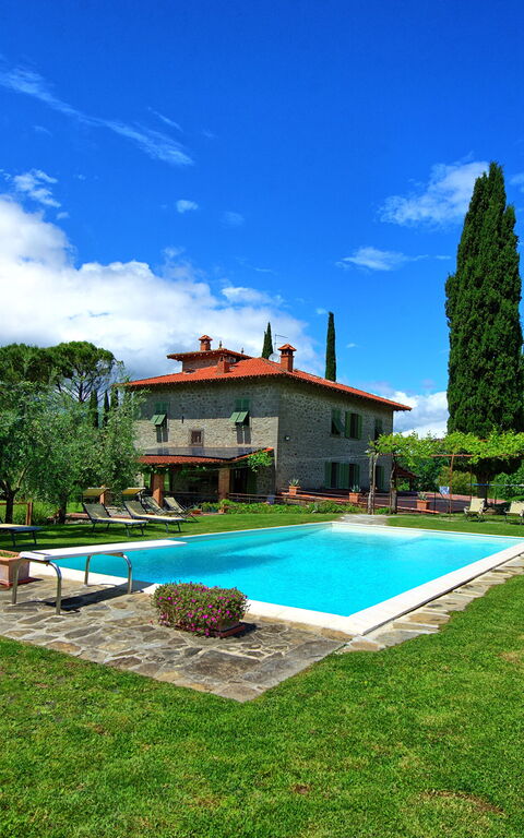 Villa Lo Scoiattolo: Garden, Outdoor, Pool