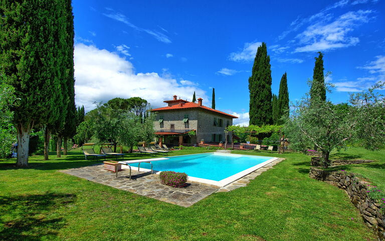 Villa Lo Scoiattolo: Garden, Outdoor, Pool