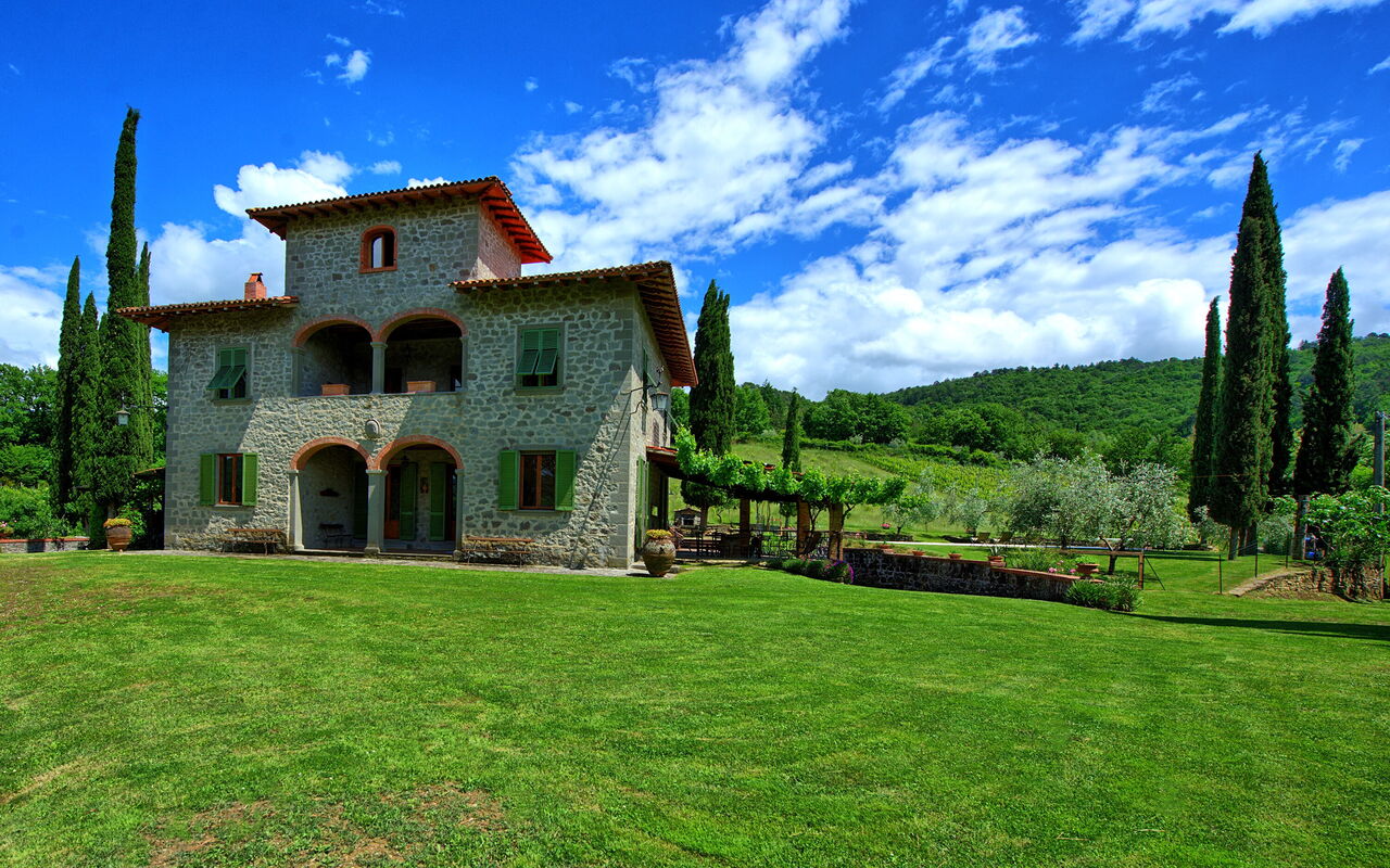 Villa Lo Scoiattolo: Garden, Outdoor