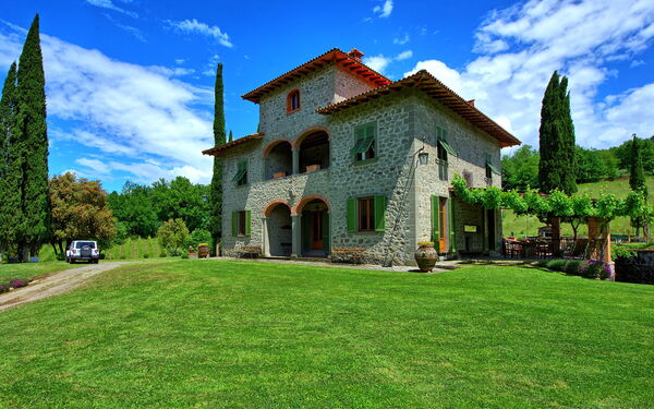 Villa Lo Scoiattolo: Garden, Outdoor