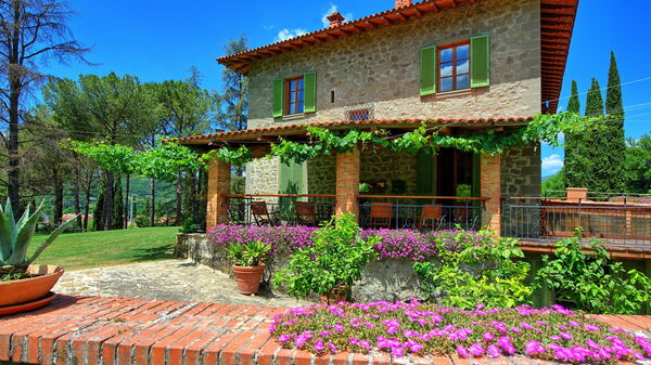 Villa Lo Scoiattolo: Building Exterior, Garden, Outdoor, Summer