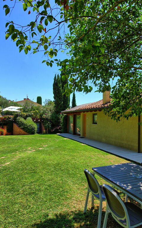 Casa Lucia: Garden, Outdoor