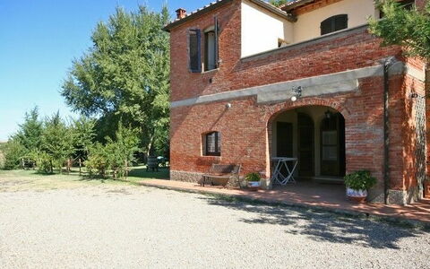 Accommodation Pienza a: Building Exterior