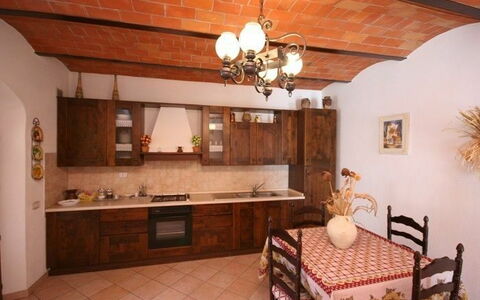Accommodation Pienza a: Dining Room, Kitchen, Living Room
