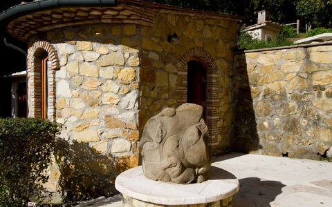 Accommodation Fontana 2: Building Exterior, Outdoor