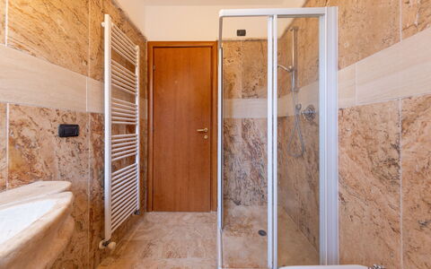 Accommodation Dependence 3: Bathroom