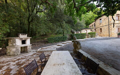 Accommodation Fontana 2: Building Exterior, Outdoor