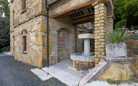 Accommodation Fontana 2: Building Exterior, Outdoor