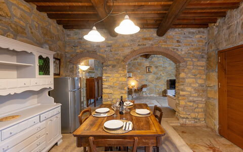 Accommodation Fontana 2: Dining Room, Kitchen