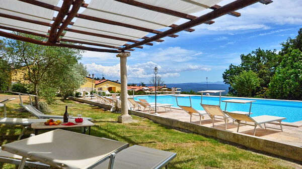 Le Querciolaie: Garden, Pool