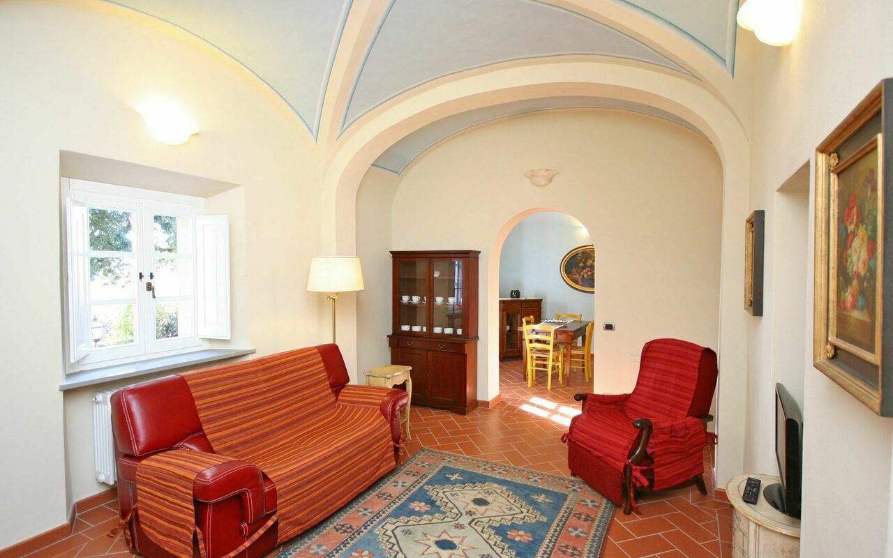 Accommodation Dante 2: Living Room