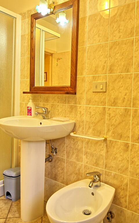 Villa Lorenzo: Bathroom