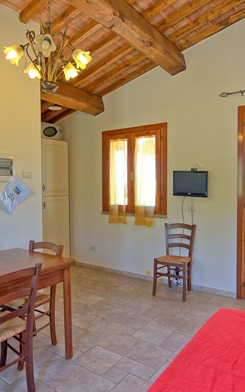 Villa Roberto: Dining Room, Living Room