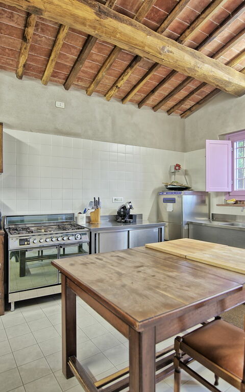 Villa Marginone: Kitchen