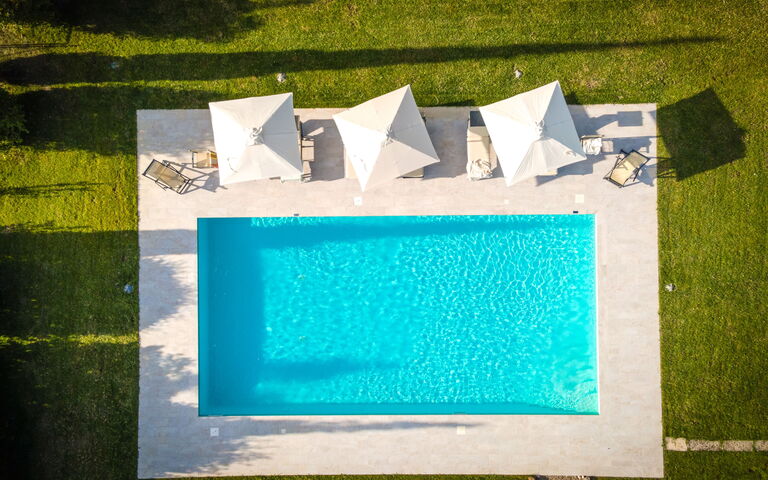 Villa Cassia: Pool, Scenic View