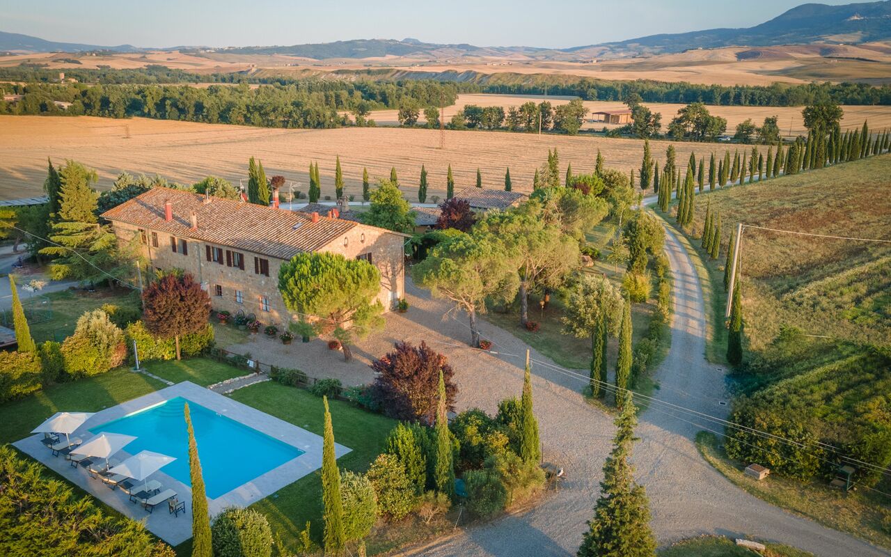 Villa Cassia: Pool, Scenic View