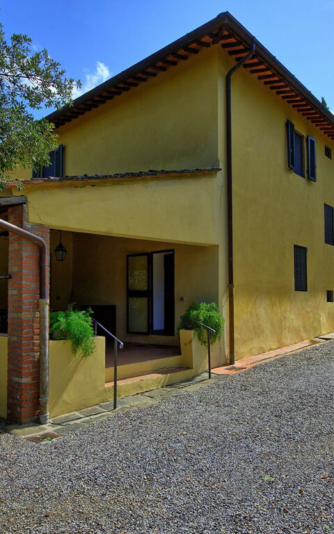 San Carlo: Building Exterior