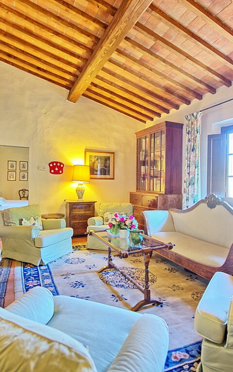 San Carlo: Living Room