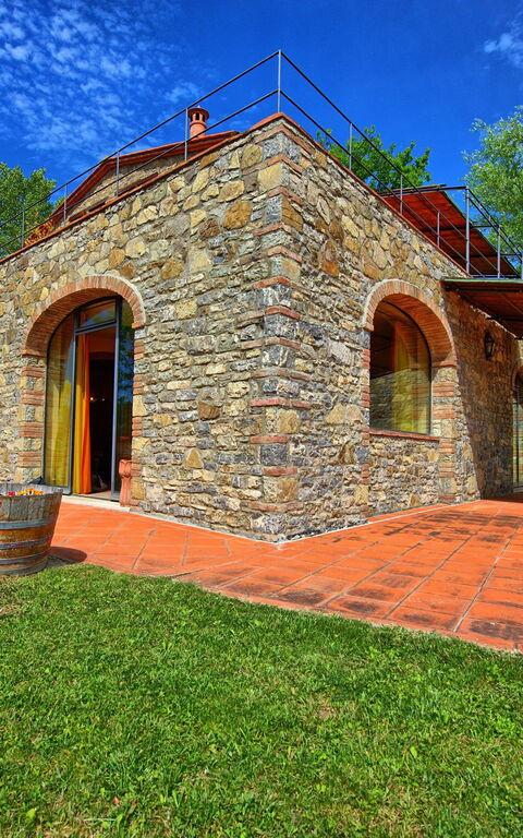 Villa Barbischio: Building Exterior, Garden