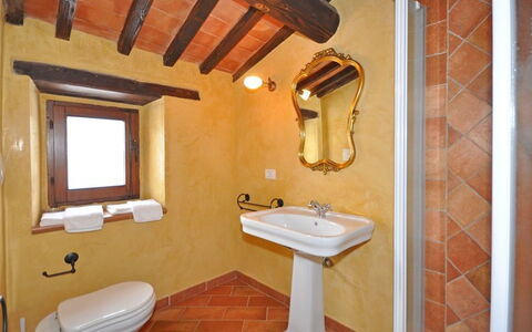 Accommodation Marradi 4: Bathroom