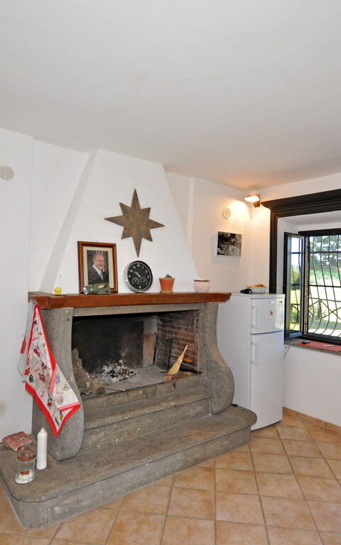 Ginestrella: Dining Room, Kitchen, Living Room