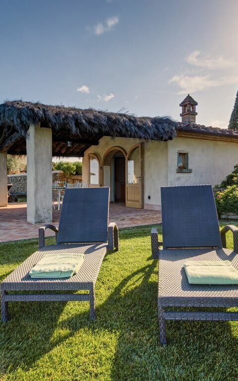 Villa Agazzi: Building Exterior, Garden