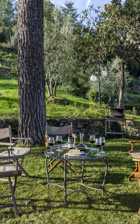 Bigiolo a Melazzano: Garden, Outdoor