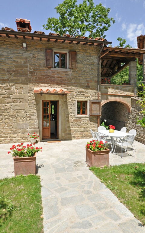 Villa Dame: Building Exterior, Garden, Outdoor