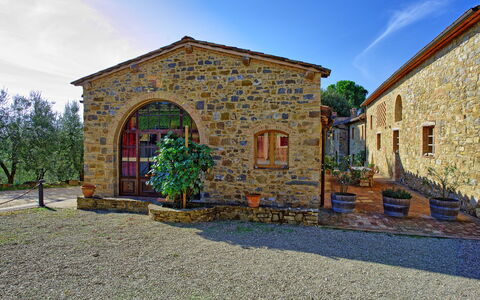 Accommodation Arturo 2 - Dependance: Balcony / Terrace / Patio, Building Exterior, Garden