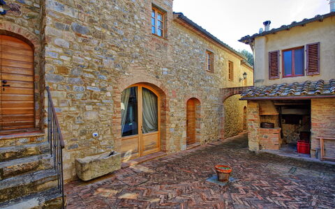 Accommodation Arturo 3 - Borgo: Building Exterior, Outdoor