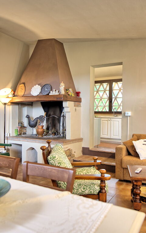 Casa Ovile: Dining Room, Living Room