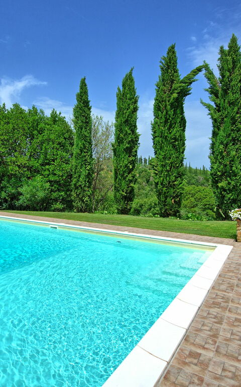 Villa Gloria: Pool, Scenic View